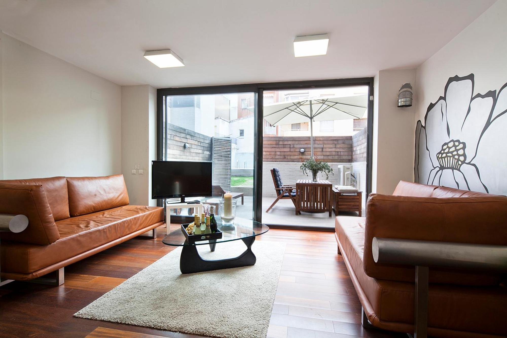 My Space Emirates - Splendid Apartment With Terrace And Pool Near Park Gueell Барселона Экстерьер фото